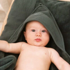 Sortie De Bain + Gant NATTOU Luna & Axel -NATTOU Magasin la cape de bain gant 2