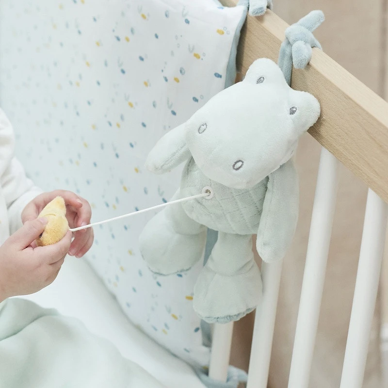 Mini-peluche Musicale Roméo Le Croco Vert NATTOU Roméo, Jules & Sally 4 Mini-peluche Musicale Roméo Le Croco Vert NATTOU Roméo, Jules & Sally – Image 2